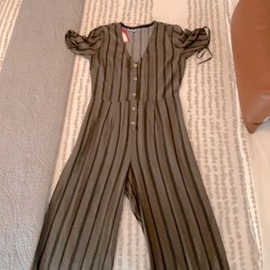 Xhilaration  romper pants size SMALL NEW